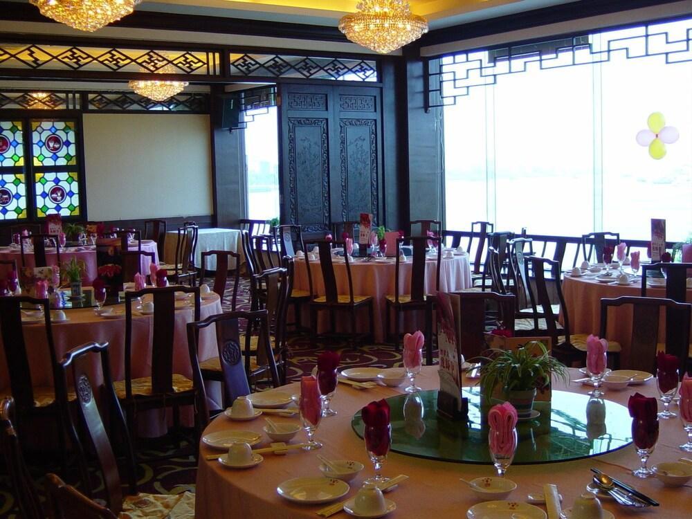 Jiang Yue Hotel Гуанджоу Екстериор снимка