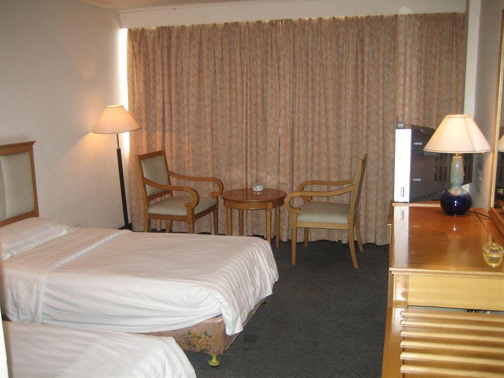 Jiang Yue Hotel Гуанджоу Екстериор снимка