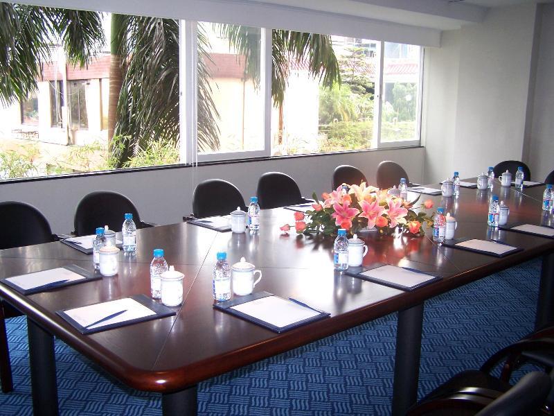 Jiang Yue Hotel Гуанджоу Екстериор снимка